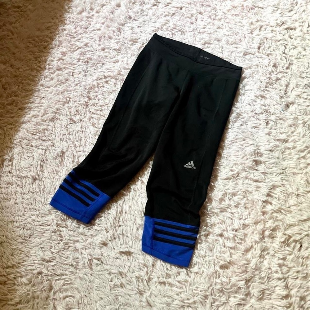 Adidas Striped Athletic Fitness Capri Leggings Womens S Casual Gym Yoga Runner